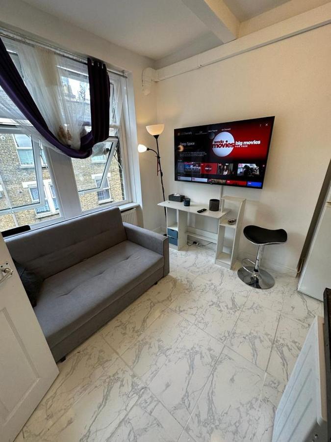 4 Floor New Miles * Londra